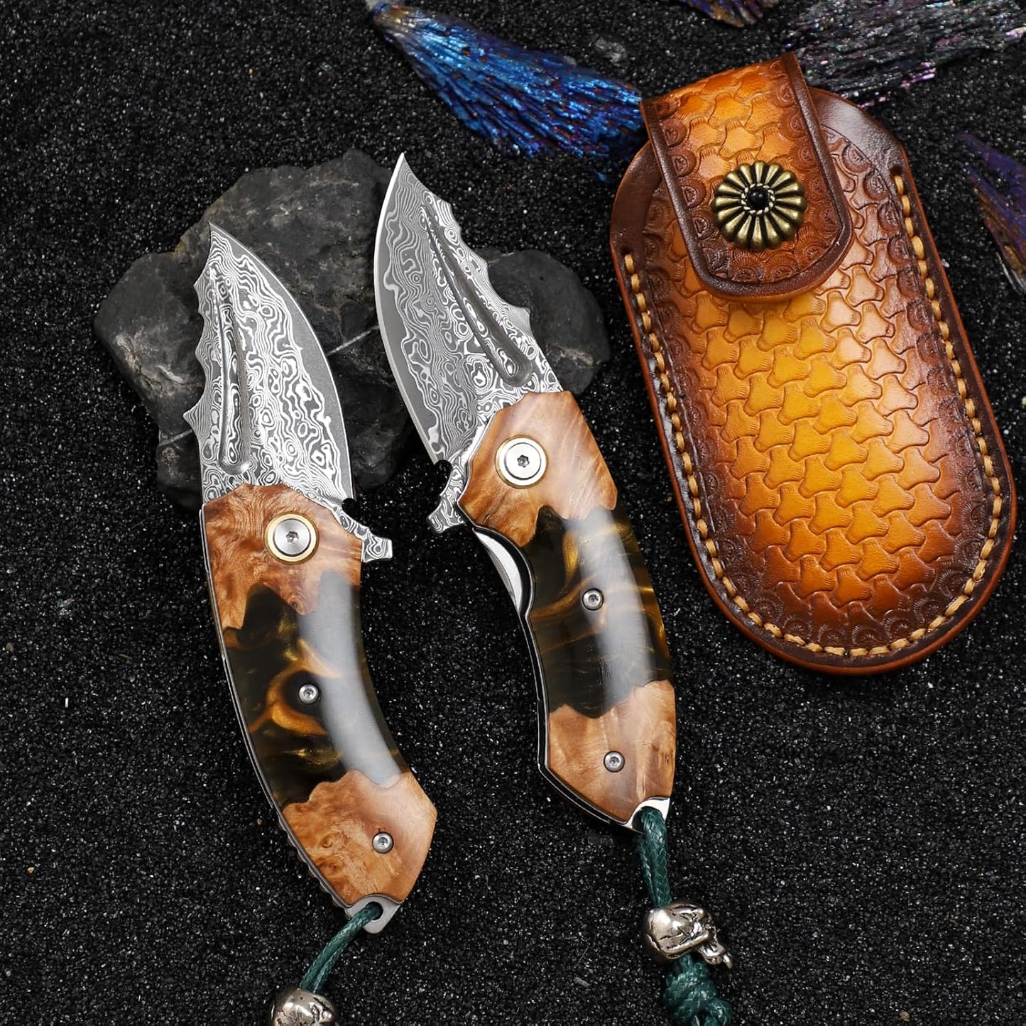 Handmade Japanese Damascus Steel Pocket Knife - EDC Folding Knife With Leather Sheath - Resin and Maple Handle