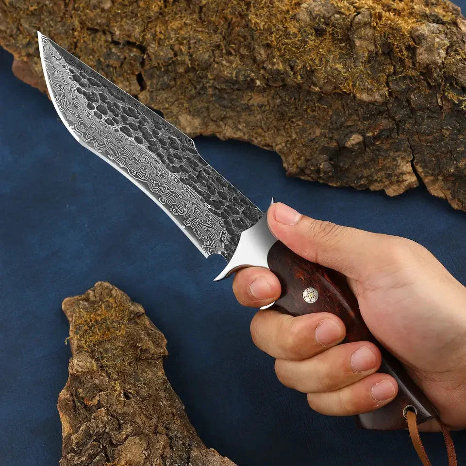 Damascus Hunting Knife - Fixed Blade Wooden Handle Hunting Knife - Damascus Steel Camping knives Comes with a Holster